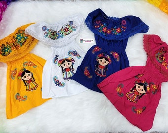Embroidered Mexican Dress: Cinco de Mayo Party Outfit
