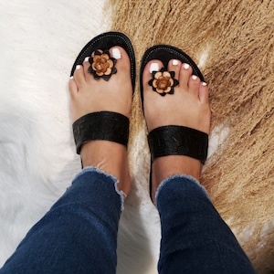 Netzi Mexican sandals/Mexican huaraches//Women's sandals//toe loop sandals//Mexican shoes//leather sandals//summer sandals||Womens huarache