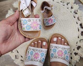 Handmade Leather Baby Huarache Sandals: Floral Mexican Style