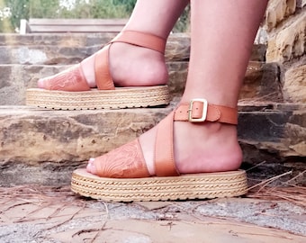 huarache sandals wide width