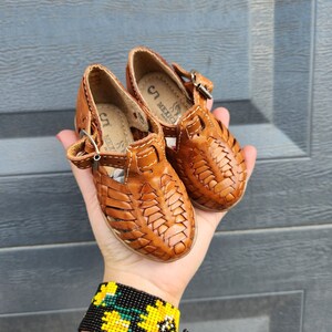 huaraches junior size 3