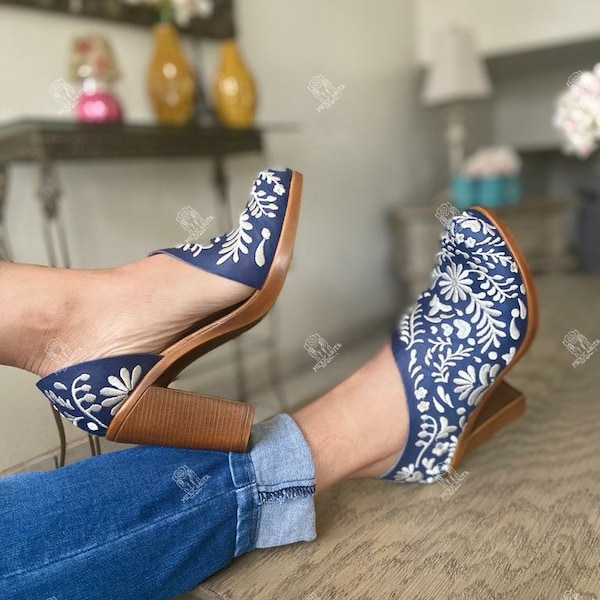 Sandálias mexicanas bordadas Stella/Huarache mexicana//Sandália de plataforma mexicana//Sapato de salto mexicano//Huarache mexicano//Sandália mexicana