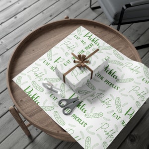 Funny Pickle Lover Gift Wrap Paper