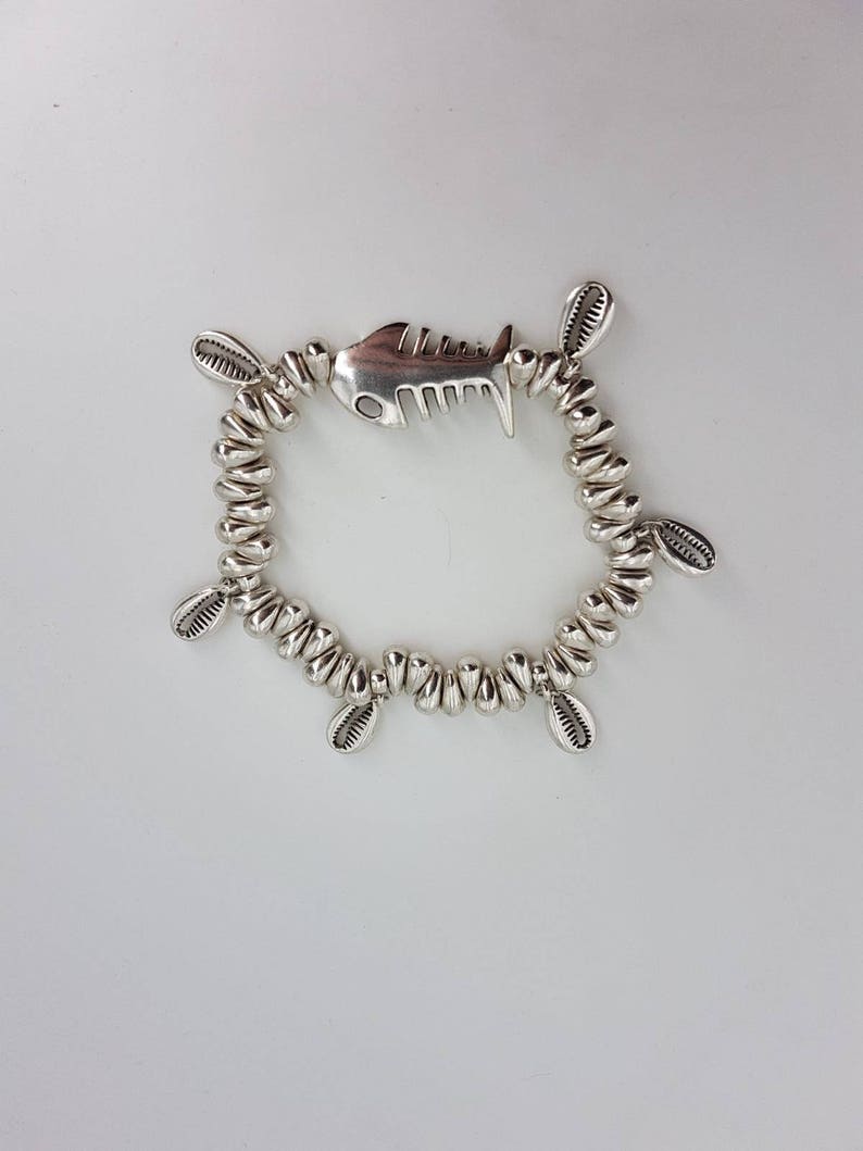 Woman boho bracelet silver beaded brecelet fish skeleton bracelet elastic beaded bracelet 50 zamak bracelet