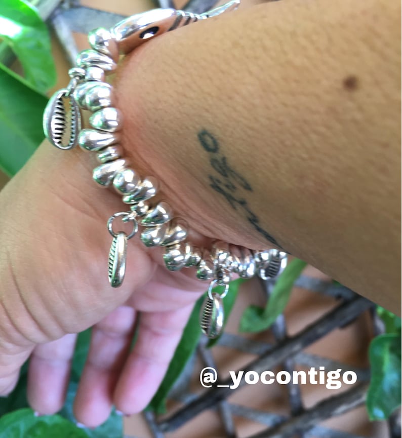 Woman boho bracelet silver beaded brecelet fish skeleton bracelet elastic beaded bracelet 50 zamak bracelet
