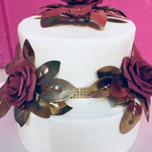 Wedding celebration cake image 6