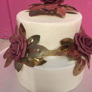 Wedding celebration cake image 4