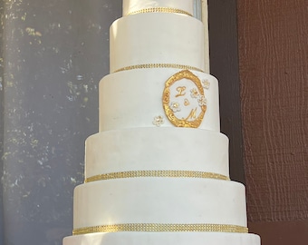 Giant wedding cake faux cake