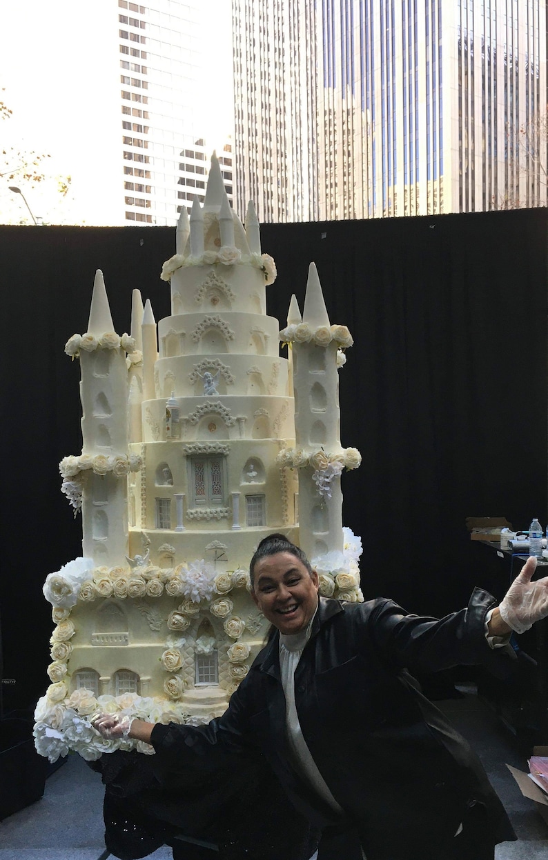 Premium Castle Giant Castle cake luxury Dummies 7 feet image 4