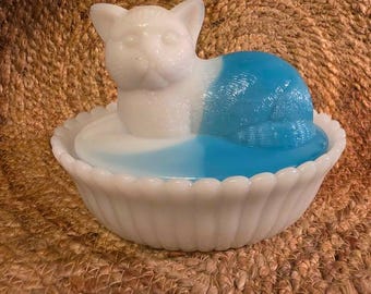 Vintage Westmoreland Milk Glass Cat in a Basket-with Blue Eyes - Etsy