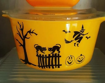 Vintage Halloween Pyrex decal