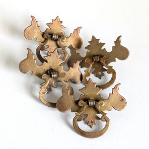 Batwing Ring Pulls Antique Chippendale Brass Hardware Set Of 4 Patina