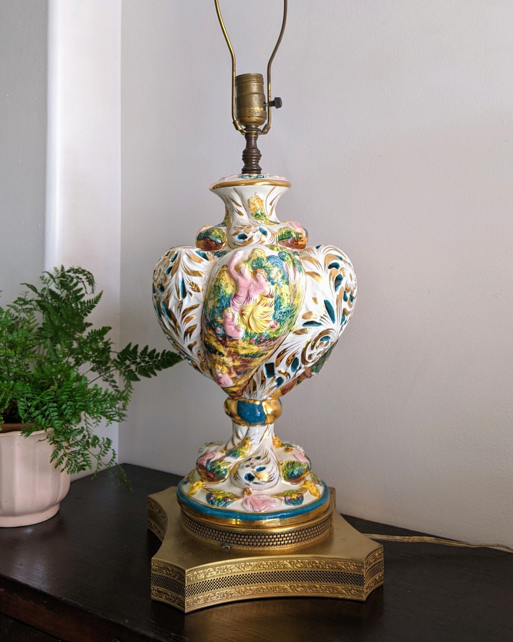 Capodimonte Lamp for sale Only 2 left at 75