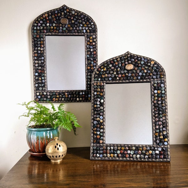 Miroir en mosaïque, pierre naturelle polie, fabriqué en Inde, décoration de table murale bohème décorative inspirée de la nature