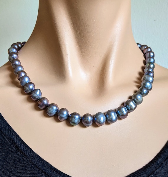 Peacock Pearl Necklace Large Oval Iridescent Blue… - image 1