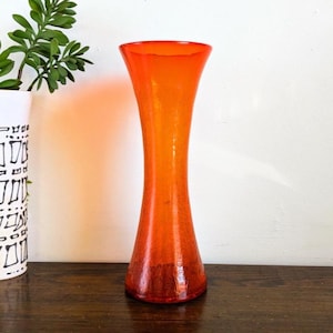 Jarrón grande de vidrio Benko, vidrio craquelado naranja, reloj de arena mandarina, decoración de mediados de siglo