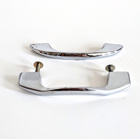 Chrome Drawer Pulls 1940s Kitchen Hardware Variety Two Vintage - 1940 S Kitchen Cabinet Pulls Chrome Drawer Pulls 1940s Kitchen Hardware Variety Two Vintage - 1940 S Kitchen Cabinet Pulls