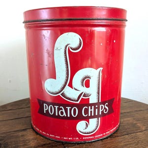 LG Potato Chips Tin 1 Lb El-Ge Potato Chip Co York PA Rustic Red White Kitchen Storage Decor