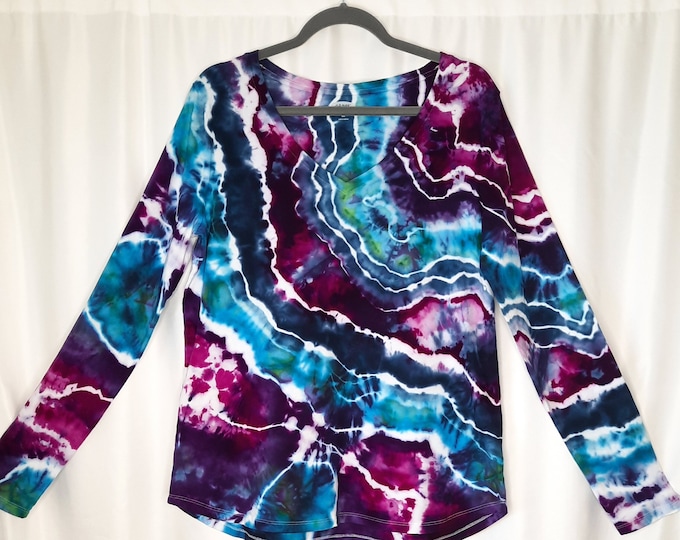 Size Large Tall - Tie Dye Tee - V Neck Long Sleeve - Ice Dye