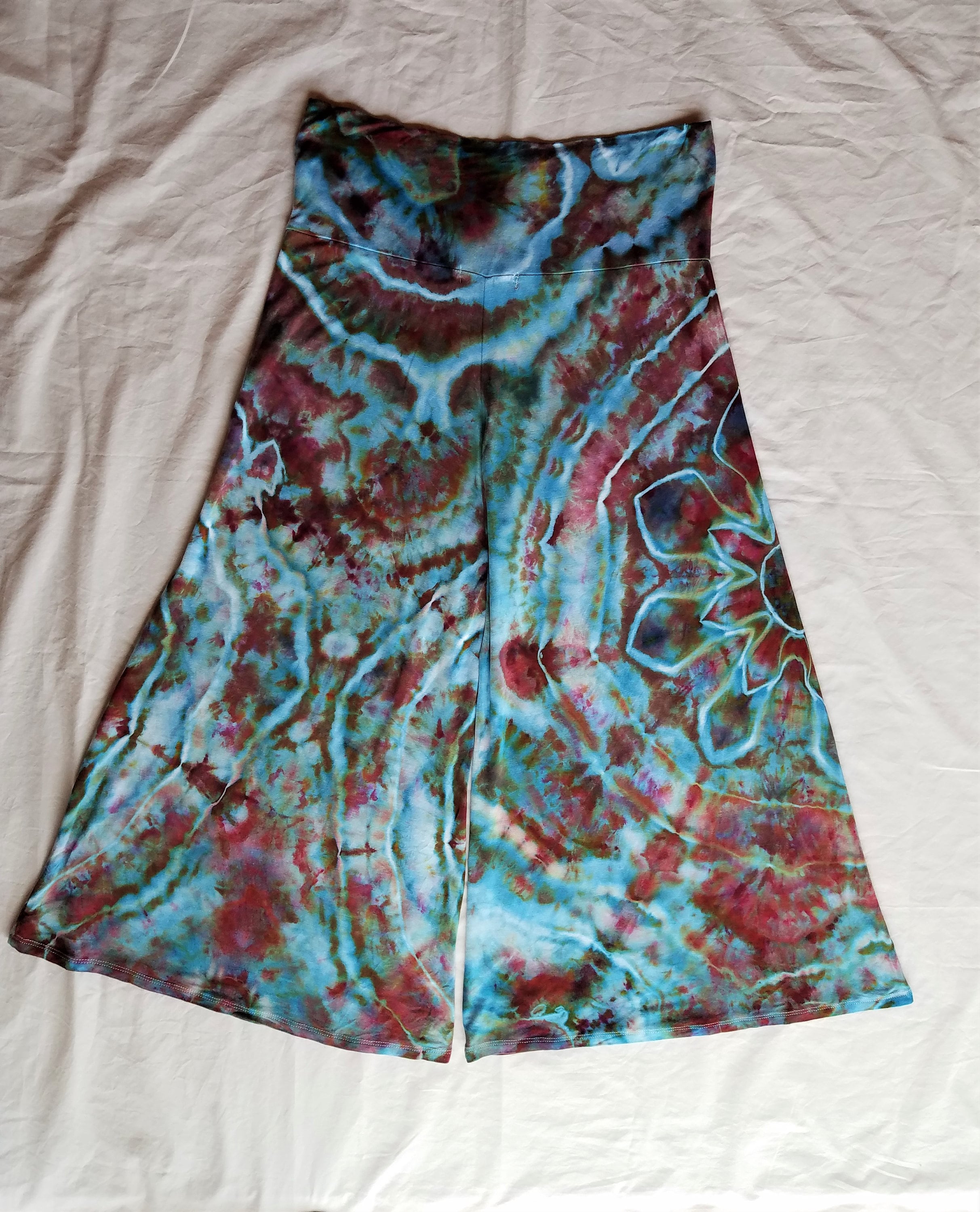 Tie Dye Capri Palazzo Pant - Size X-Large or XXL - Culottes - Festival Pants - Tie Dye Gauchos 