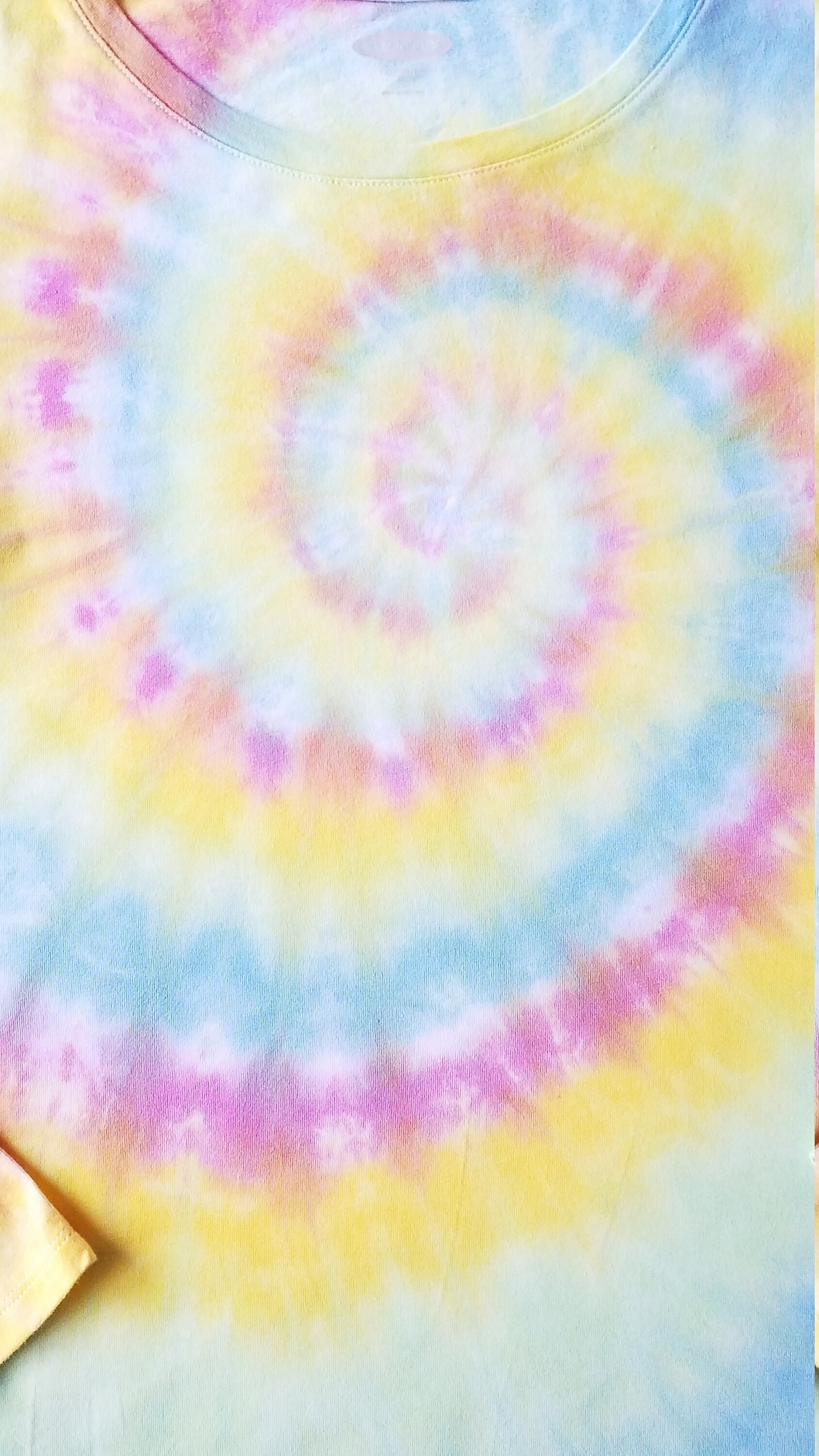pastel rainbow tie