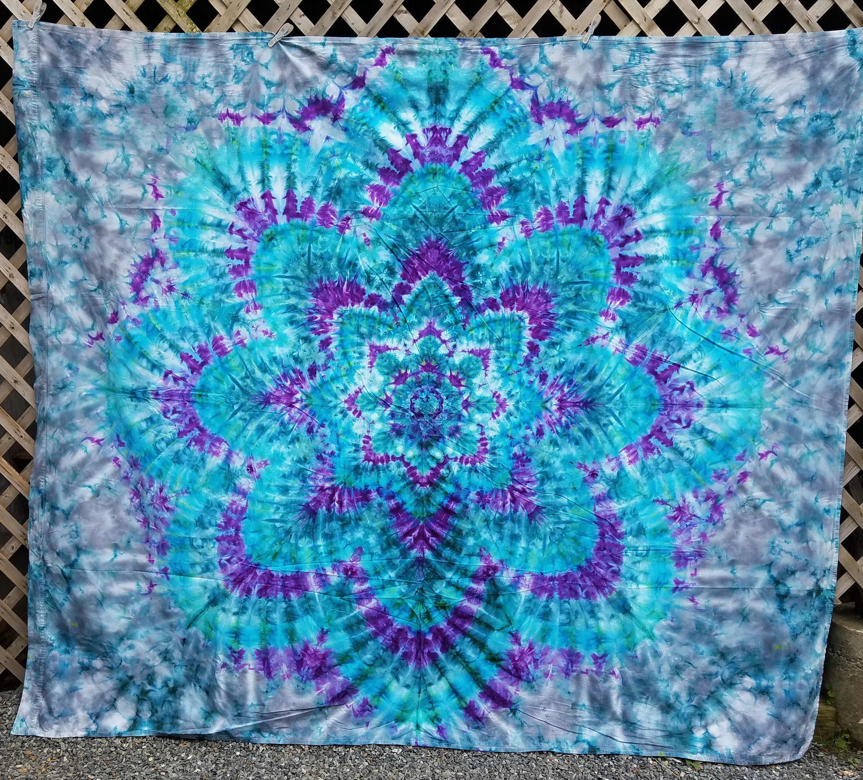 Tie Dye Tapestry Full Size Sheet 93 x 80 Bed Cover or Wall Art