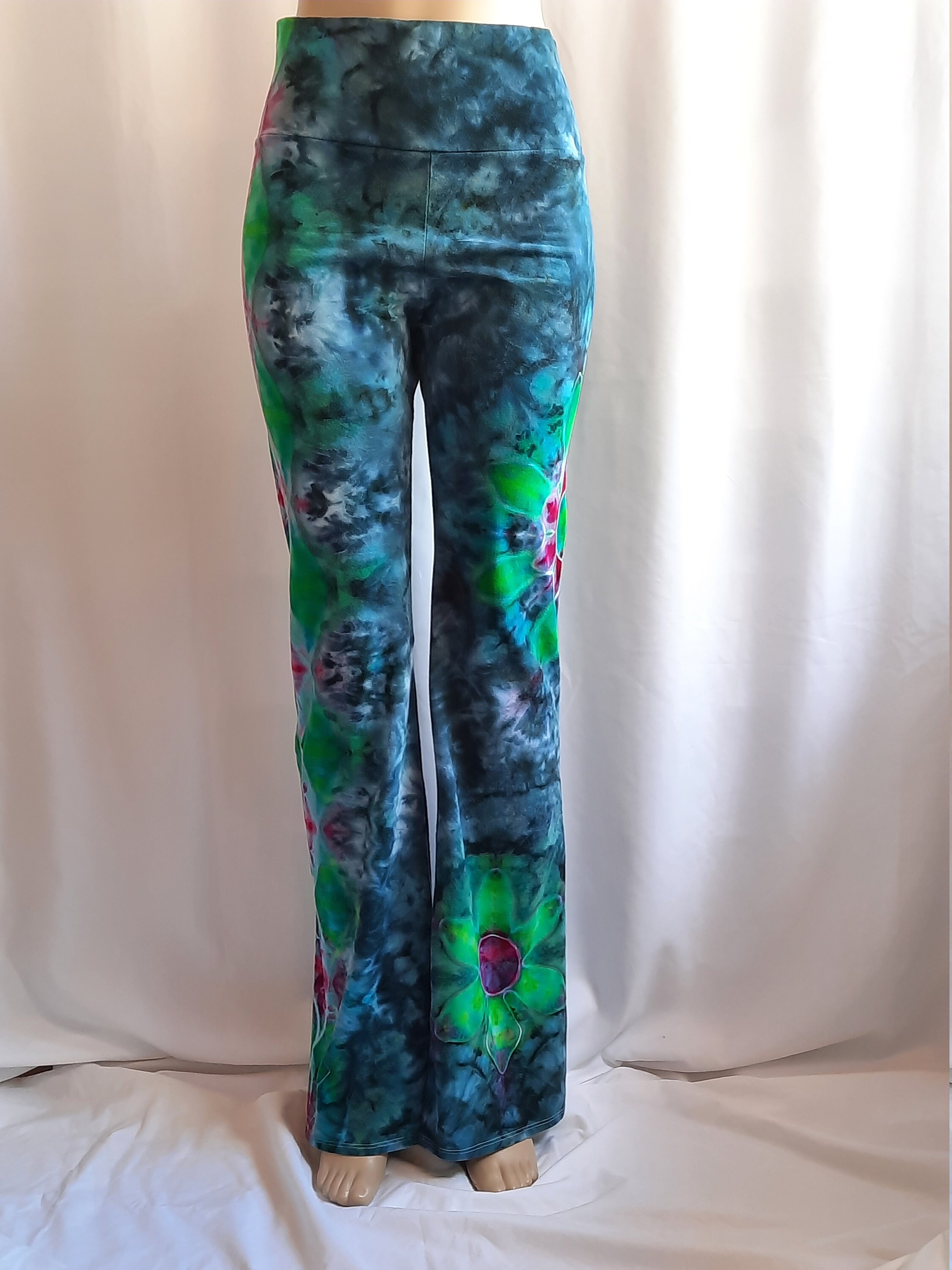 Size XLarge Yoga Pants - Ice Dye - Flowers - Blue, Green & Pink
