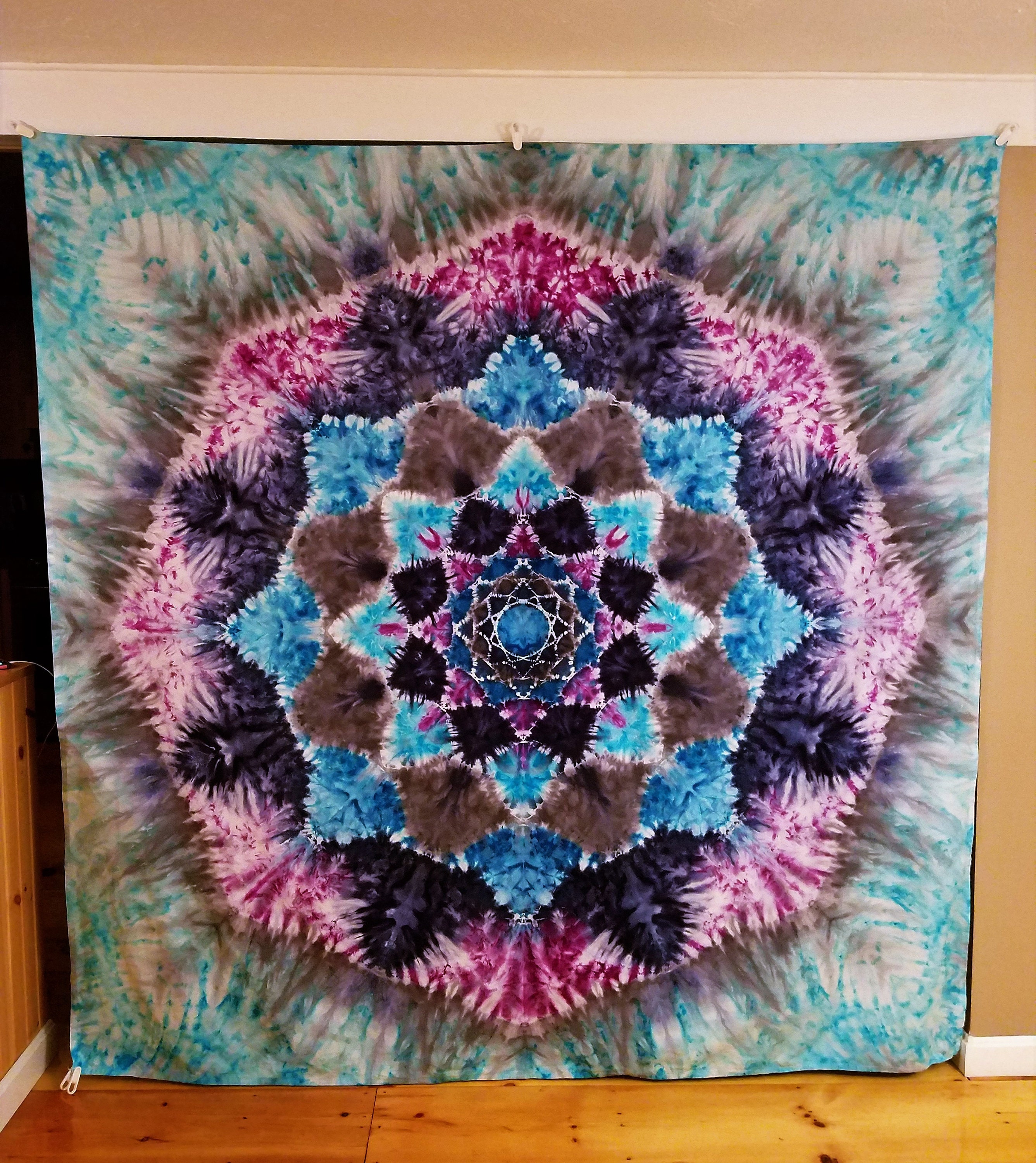 Tie Dye Tapestry 65 Square Ice Dye Wall Art Free Shipping!