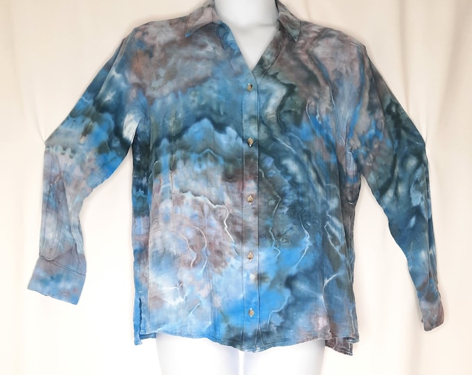 Size Medium - Ladies Tie Dye Button Up Shirt - Crinkle Gauze