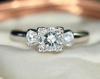 Vintage Retro Platinum Natural Round Diamond Small Engagement Ring