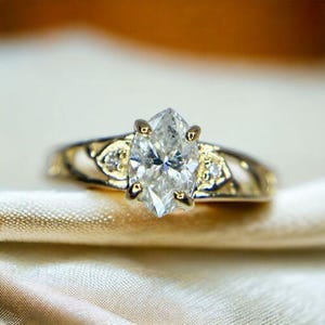 Vintage 14k Yellow Gold Natural Marquise Diamond Gia Certified Engagement Ring
