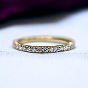 14k Yellow Gold Natural Round Brilliant Diamond Eternity Band Ring