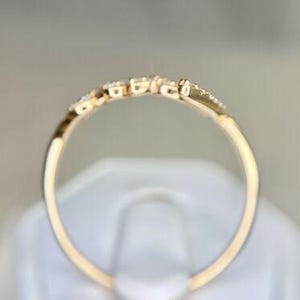 18k Yellow Gold Natural Round Brilliant Diamond Love Ring