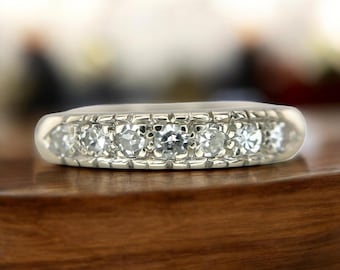 Art Deco-vigselring i 14 karat vitguld med rund enkelslipad diamant