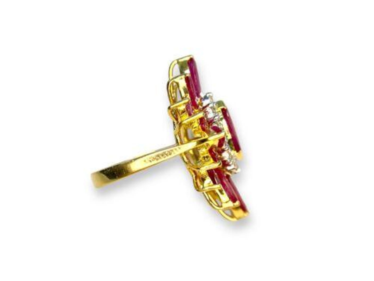 Vintage 18k Yellow Gold Signed Natural Marquise Ruby Round Diamond ...