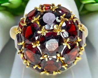 Vintage 18k Yellow Gold Natural Round Rhodolite Garnet Dome Cocktail Ring