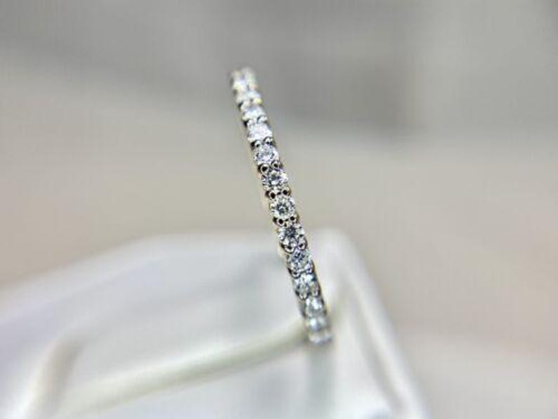 14k Yellow Gold Natural Round Brilliant Diamond Eternity Band Ring