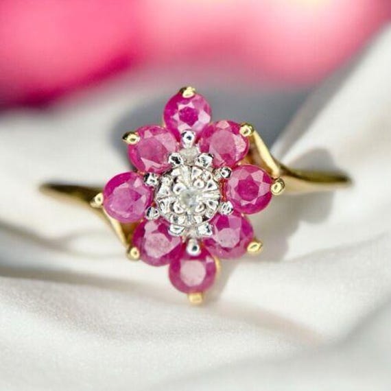Vintage 10k Yellow Gold Small Round Diamond Red Ruby Cocktail Ring