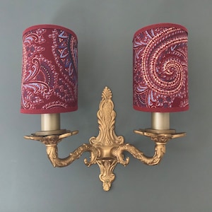 Pantalla de lámpara de media pantalla con pinza para velas, hecha a mano, de cachemira de seda y algodón para apliques de pared.