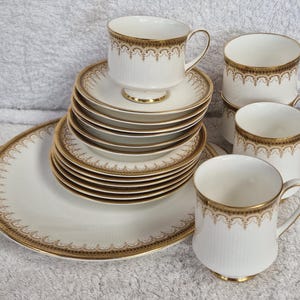 Paragon Bone China Tee oder Kaffee Artikel - Athena Muster