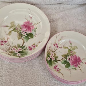Elizabethan Fine Bone China Dinner Artikel - Mirage Muster, handdekoriert, Bitte wählen Sie aus dem Dropdown-Menü.