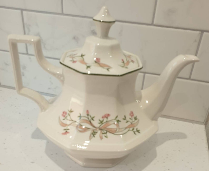eternal beau pottery
