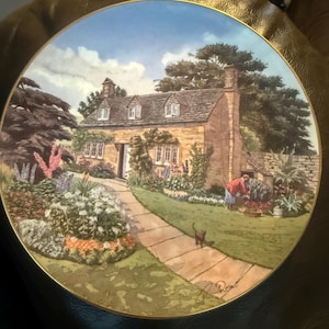 Vintage,  Royal Doulton bone china , display plate  - Cottages Through Britain. Cotswold Cottage