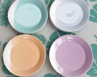 Royal Doulton Bone China Dinner Plates  in 1815 Pattern  -  Four Different Colours Available.