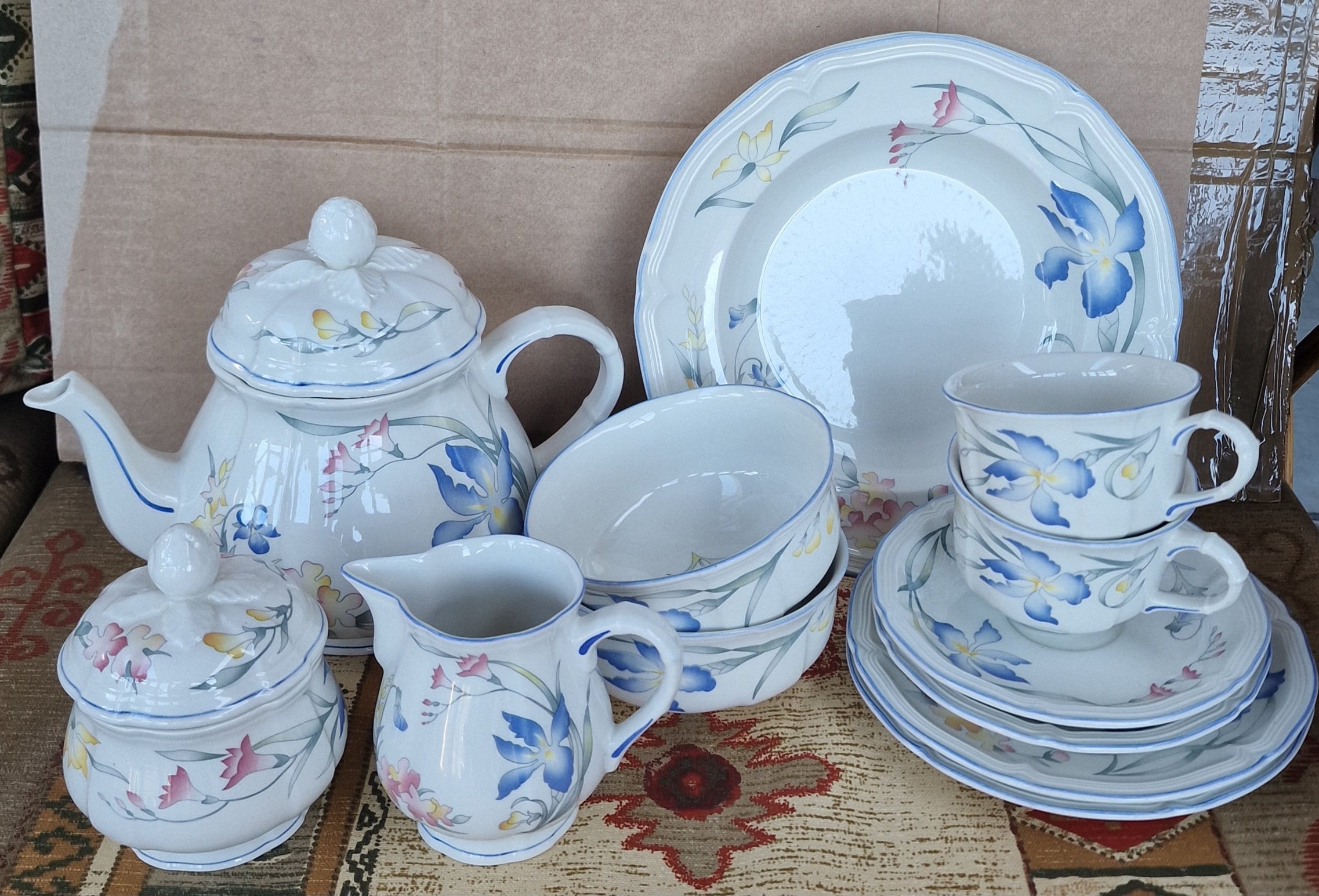 Villeroy and Boch Porcelain - Riviera Pattern - Tea and Dinner