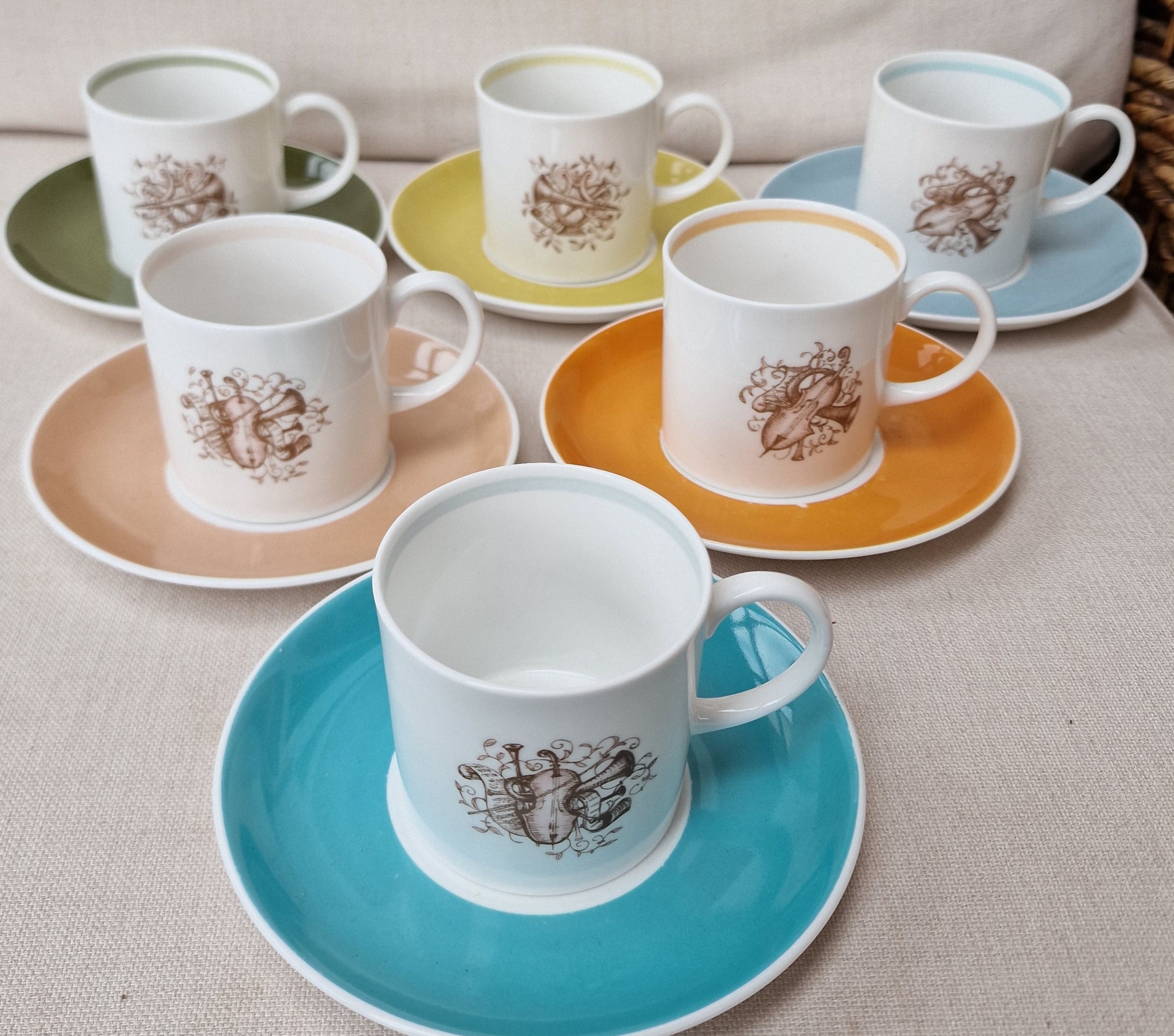 Susie Cooper スープチューリン s-l400.jpg