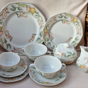 Heinrich, Villeroy und Boch - Teller, Schüsseln, Trios - Obstgarten-Muster - Wählen Sie aus dem Dropdown-Menü.