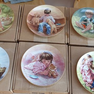 Selección de platos vintage de edición limitada para coleccionistas de Abbie Williams - La magia de la infancia
