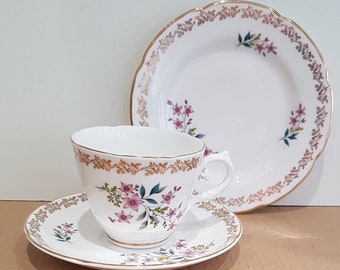 Grafton China - Trio de petites fleurs roses