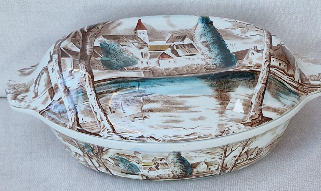 Johnson Brothers Pottery, Lidded and Handled Large Casserole Dish From